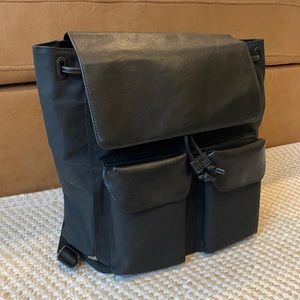 BEIS Backpack like new